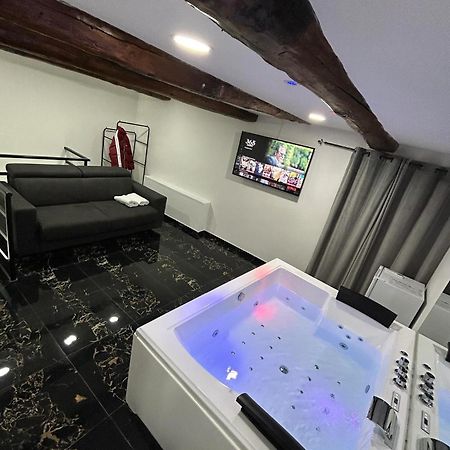 Giovanni Luxury Suites Napoli Eksteriør bilde
