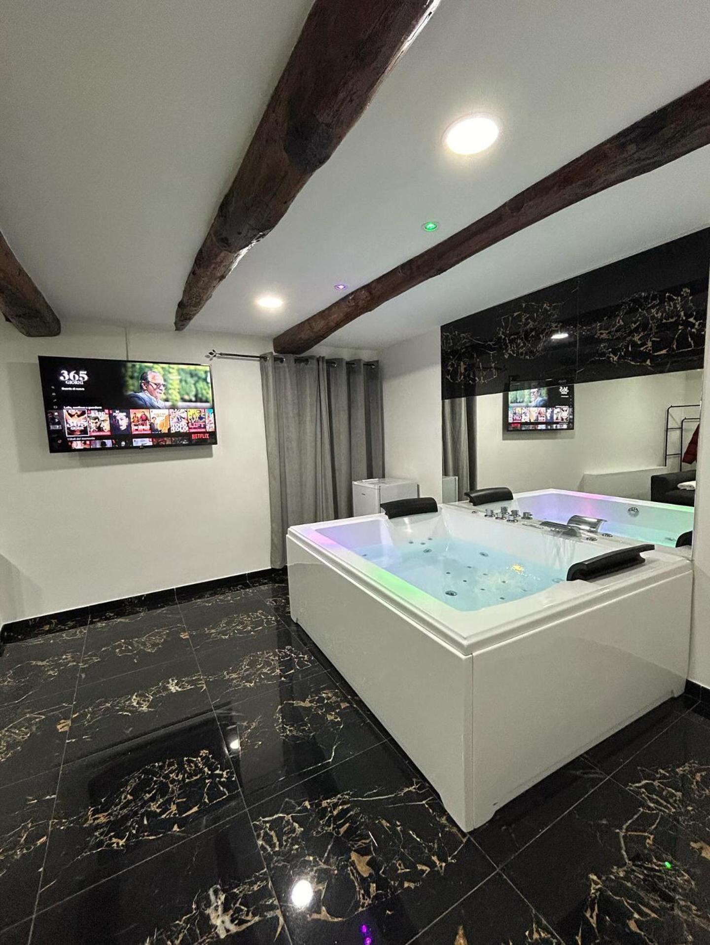 Giovanni Luxury Suites Napoli Eksteriør bilde
